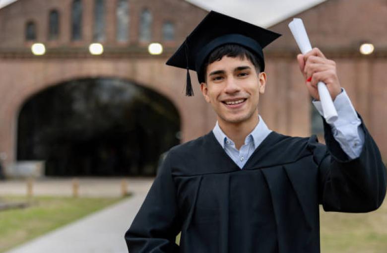 Masters Abroad: Step-by-Step Guide for 2025